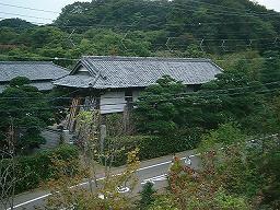 平井家住宅・長屋門