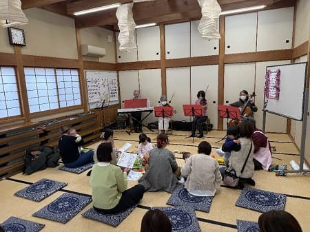 子ぶくろ家の活動の様子