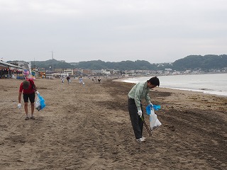 花火大会翌日海岸清掃